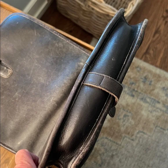 Vintage Coach Saddle Pouch Large, No. 9585 - Picture 8 of 11